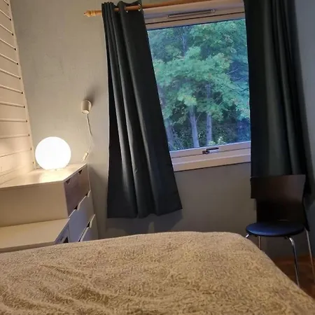 Sentralt Hus Med Flott Utsikt